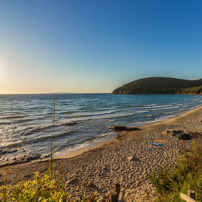 cala-violina-crystal-clear-sea-and-uncontaminated-nature